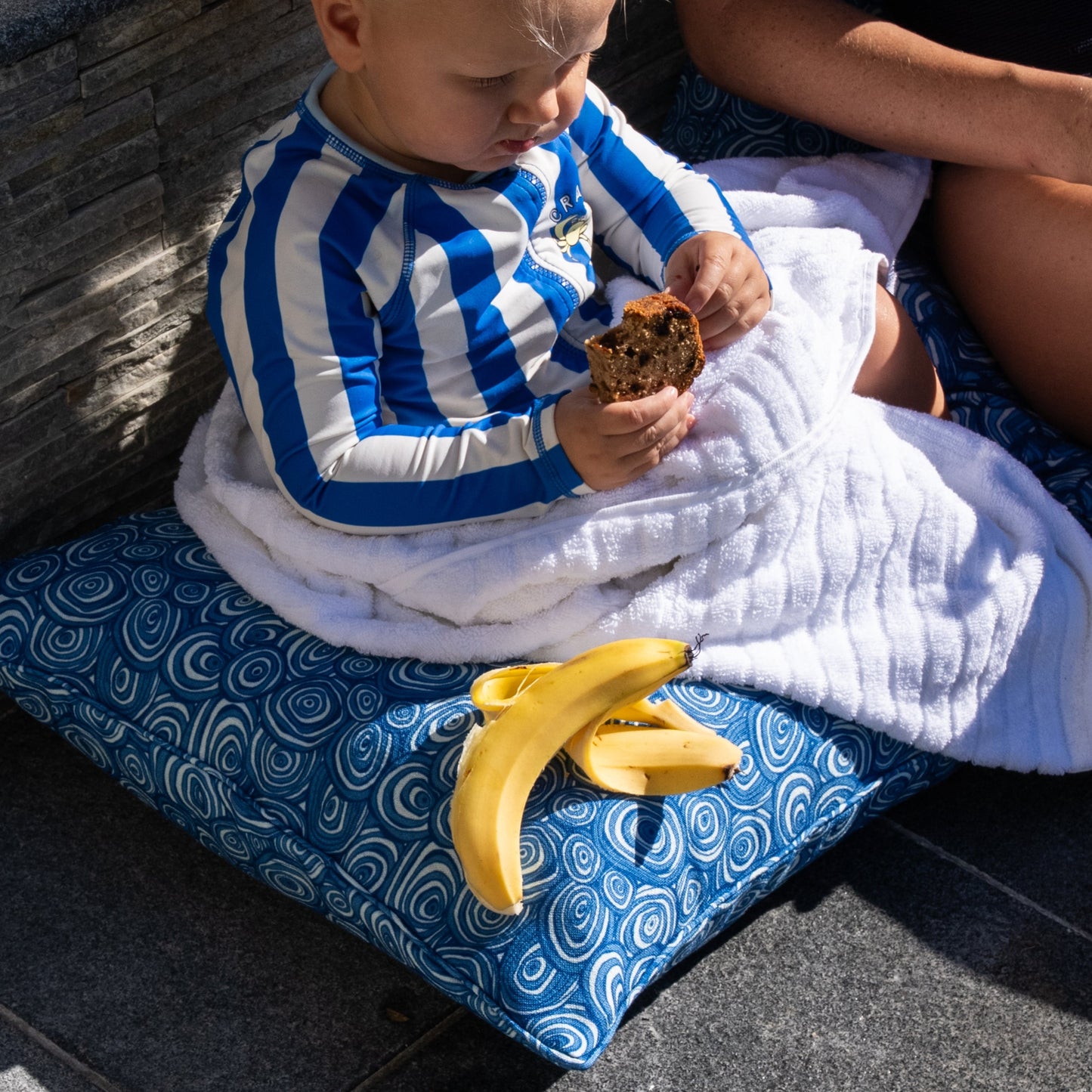 Outdoor / Indoor Cushion Cover - Growth Rings - Pacific