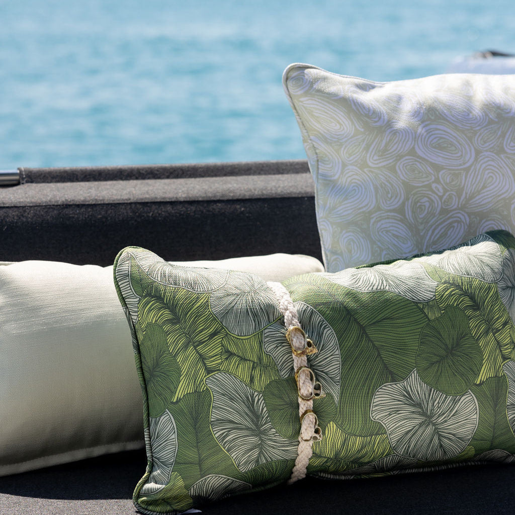 seascape-marine-cushion-coral-palm