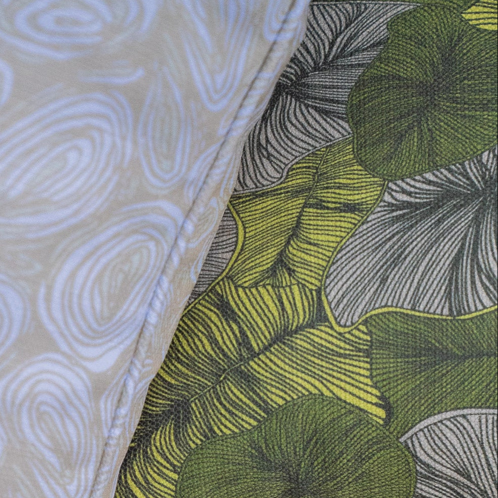 seascape-marine-cushion-coral-palm